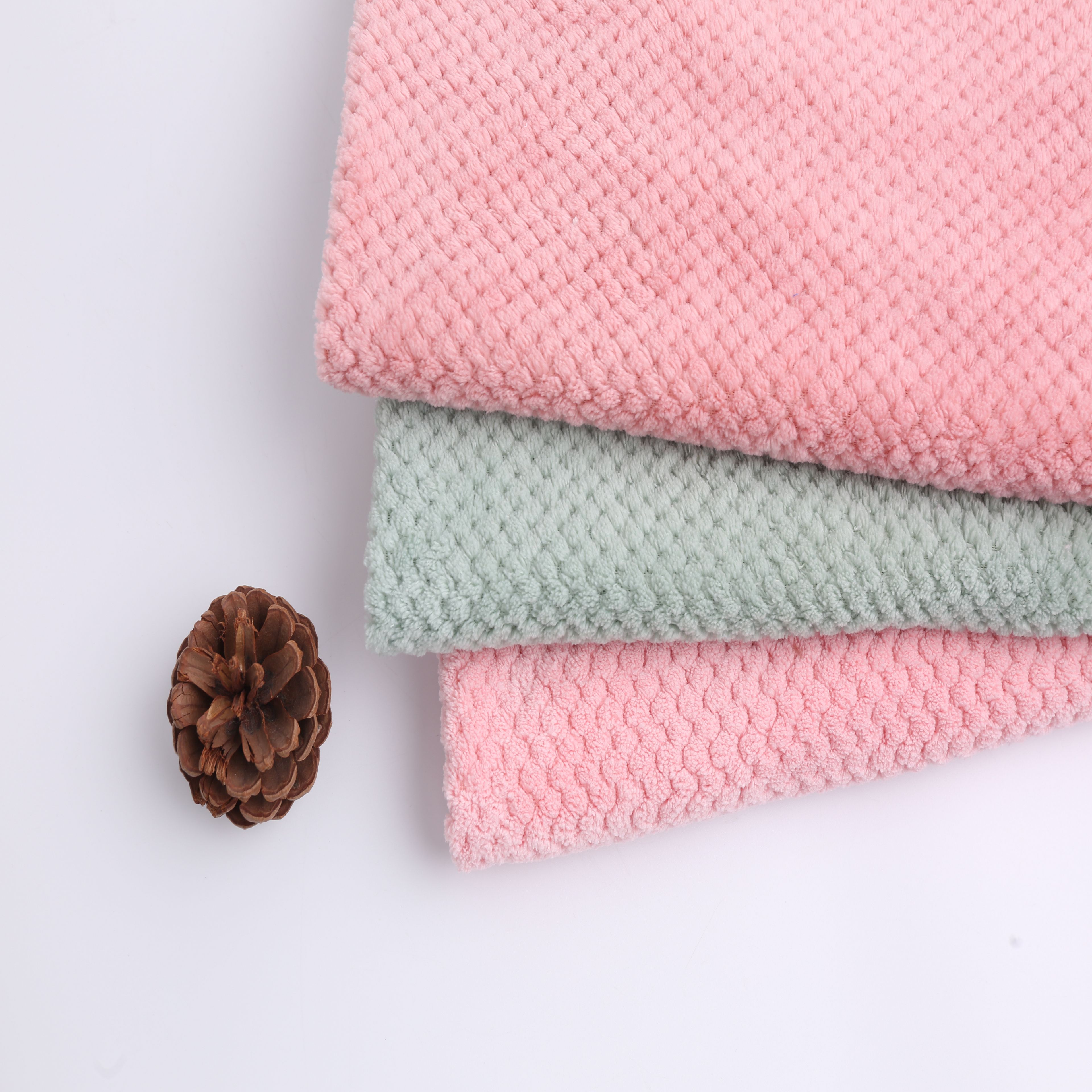 CORAL FLEECE PINEAPPLE CHECKERED JACQUARD(WITH NYLON)